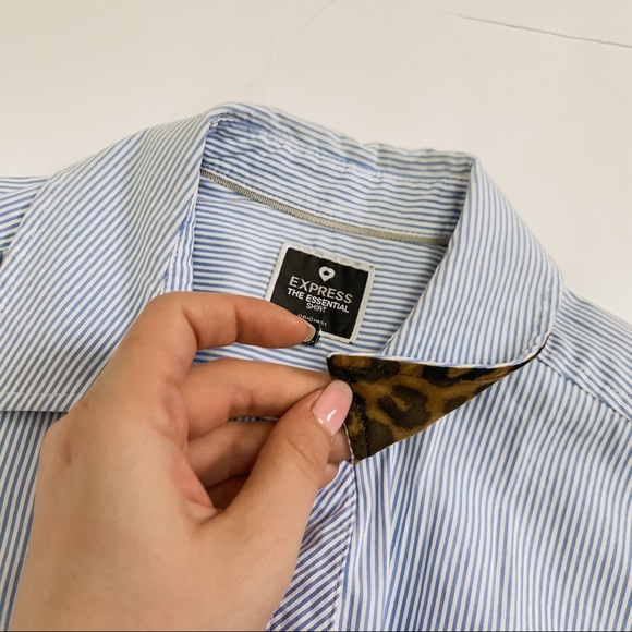 Express ‘The Essentials Shirt’ Pinstripe Button Up - Picture 2 of 4